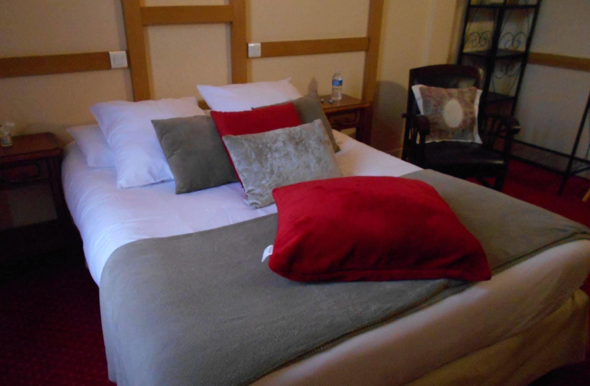 Hotel La Capitainerie Chateauneuf-sur-Loire Luaran gambar